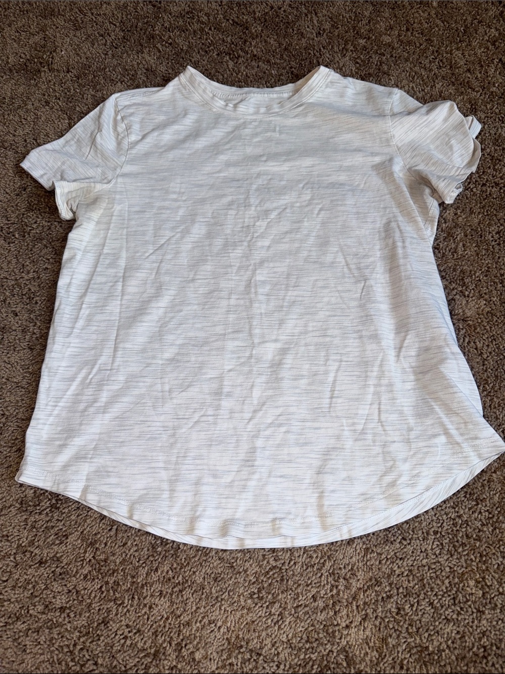 Lululemon tee shirt